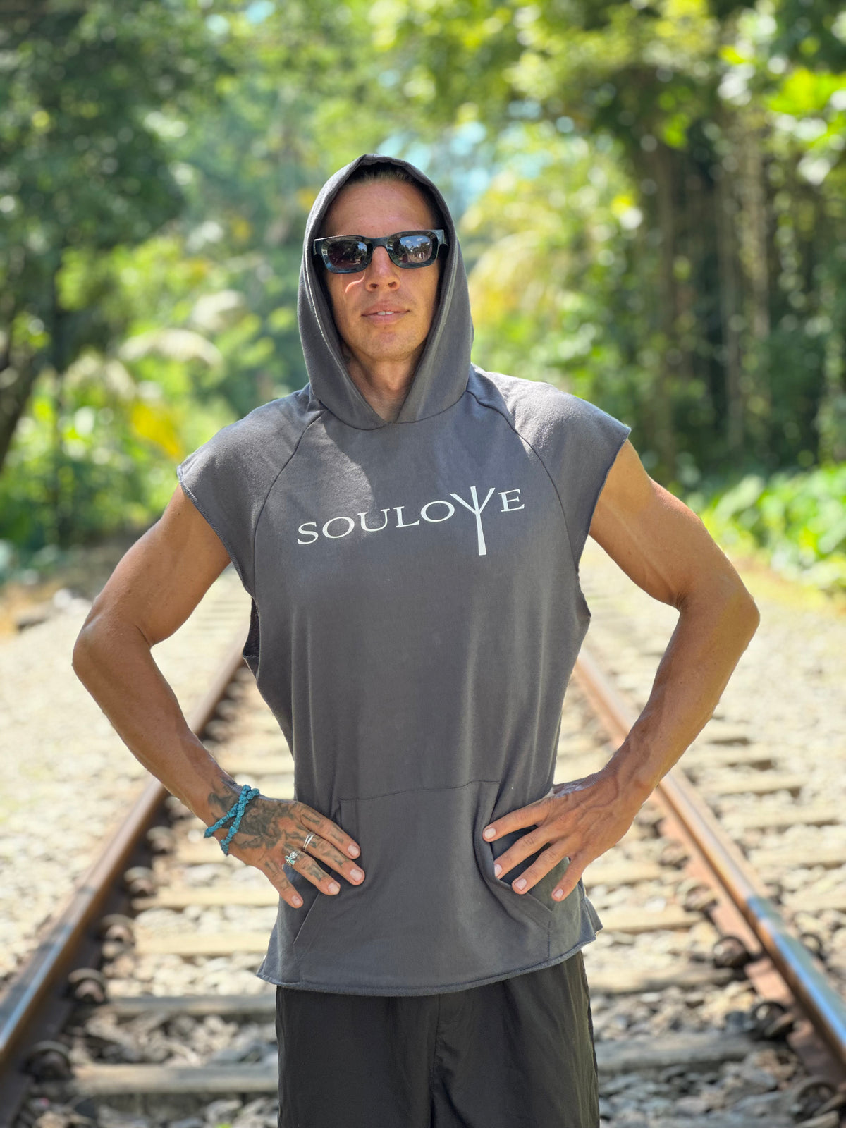 𝐒𝐎𝐔𝐋𝐎ᛉ𝐄 Free Spirit Sleeveless Hoodie – Charcoal & White