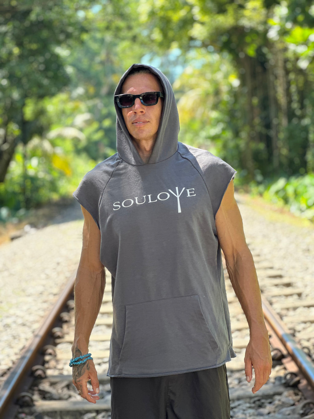 𝐒𝐎𝐔𝐋𝐎ᛉ𝐄 Free Spirit Sleeveless Hoodie – Charcoal & White